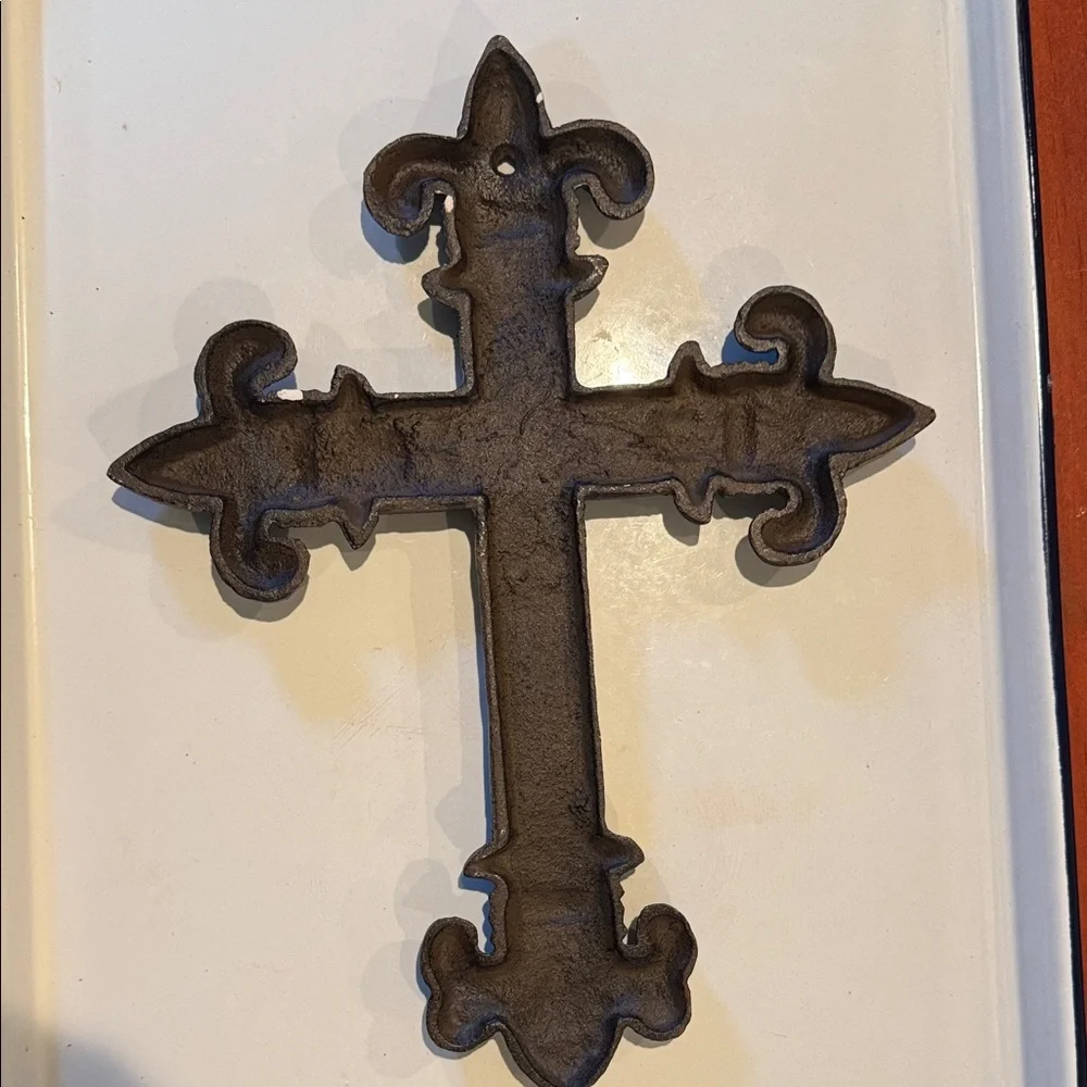 not known metal cross